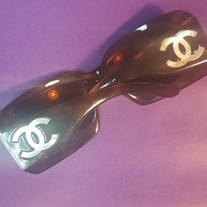 Chanel sunglasses. Mother of pearl